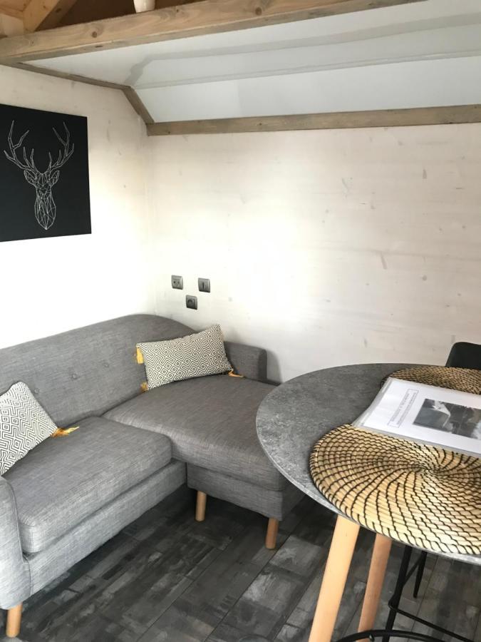 Les Nuits Insolites De La Mothe - Hebergement En Bulle Ou Tiny House Avec Spa Privatif Outremecourt 外观 照片